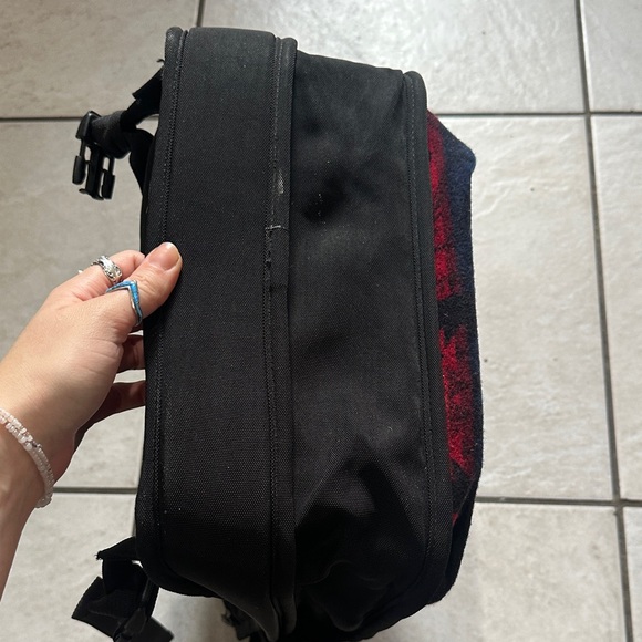 Pendleton Wool Backpack Aztec Design - Picture 11 of 13